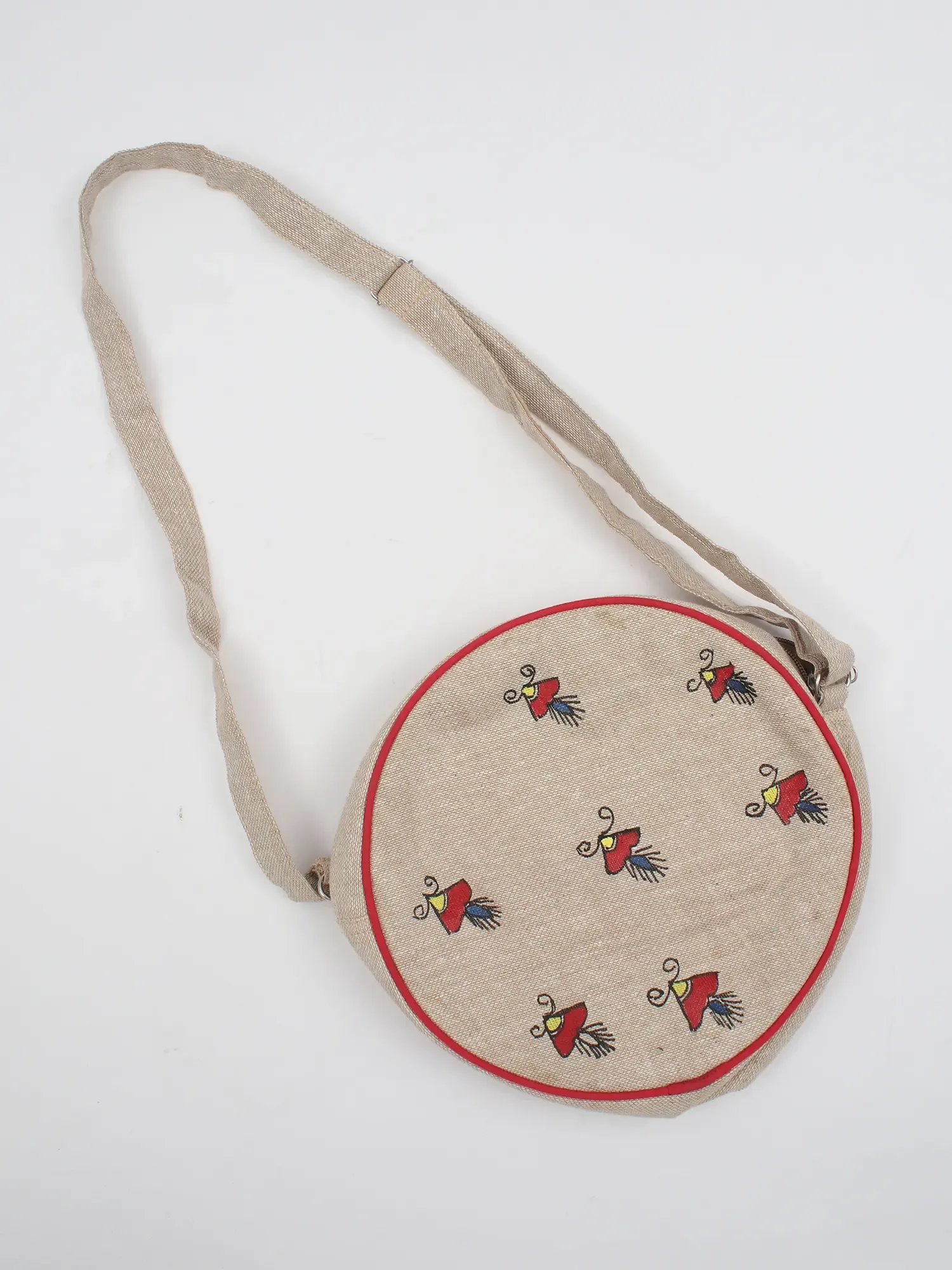 Bleached-Sand Round Sling Jute Bag with Madhubani Hand-Painted Peacock, alternate view