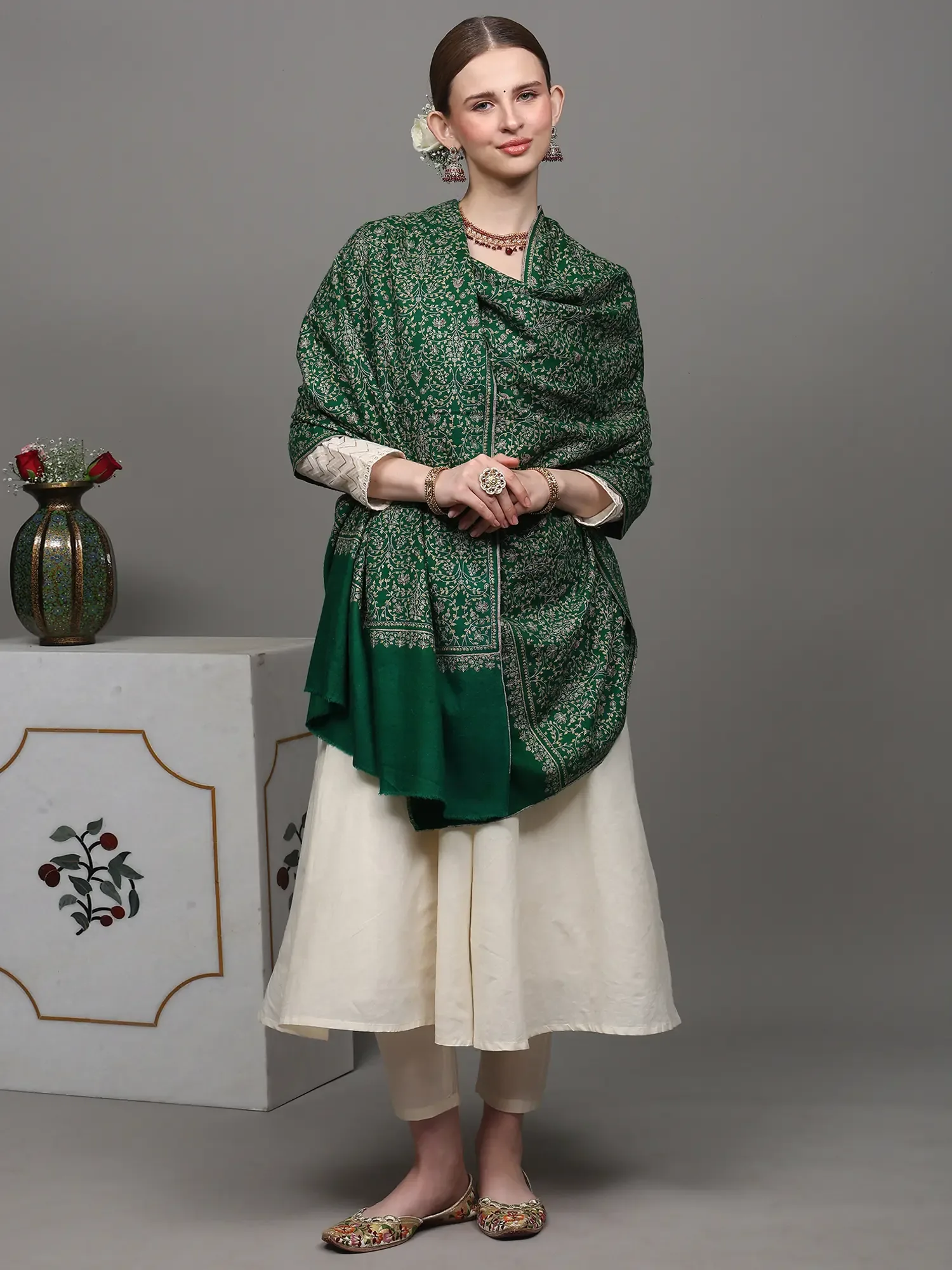 Emerald-Green Pure Pashmina Shawl with Embroidered Jaldaar Phool Bail by Hand, alternate view