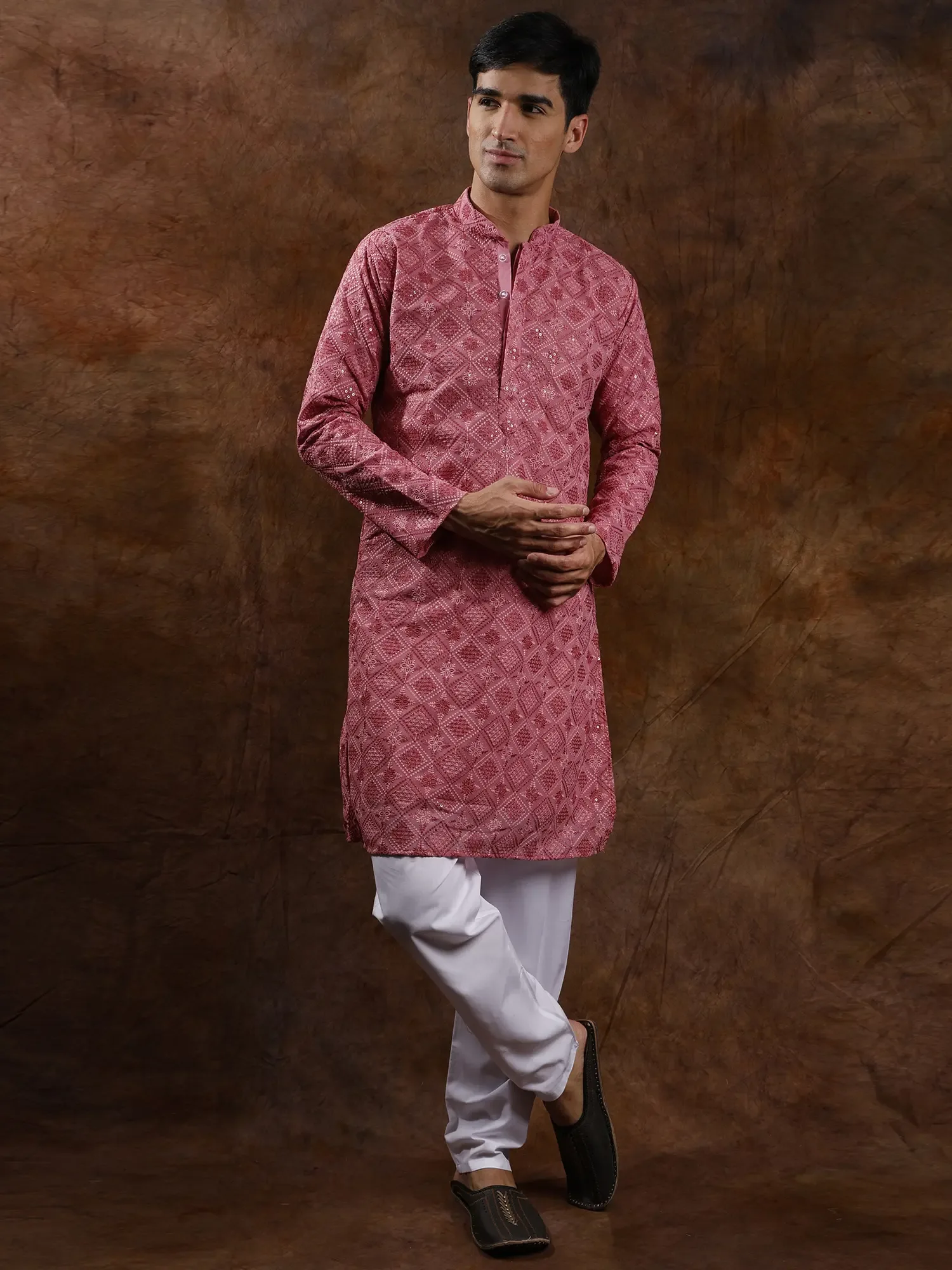 Lakhnavi Chikan Kurta Pajama Set with Metallic-Thread Embroidery, alternate view