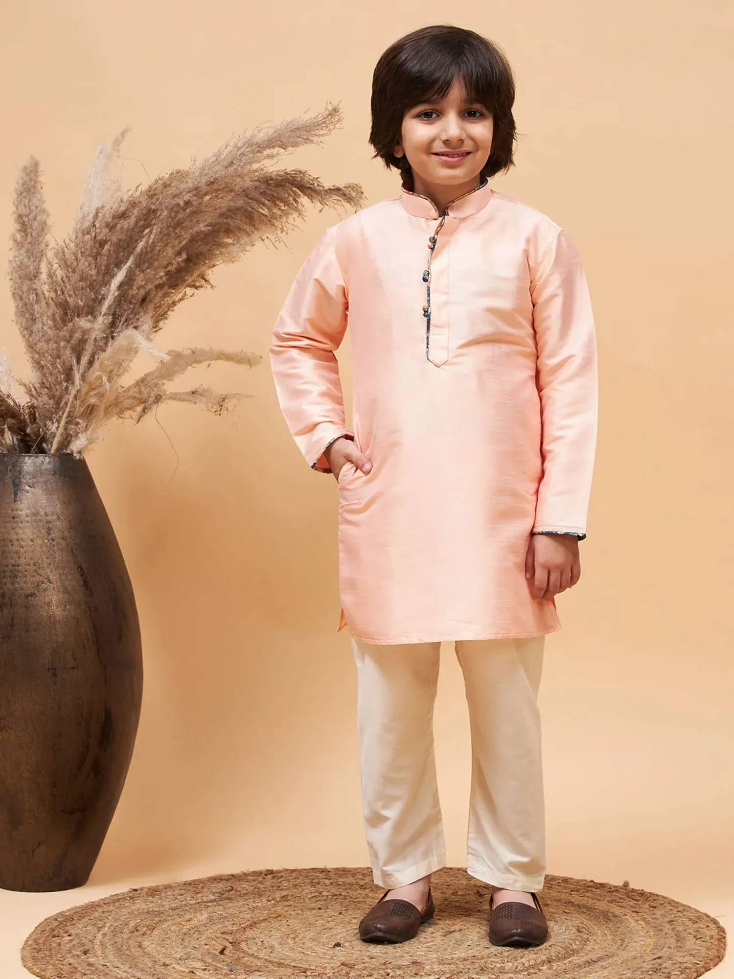 Peach Silk Blend Mandarin Collar Kurta With Viscose Cream Pajama