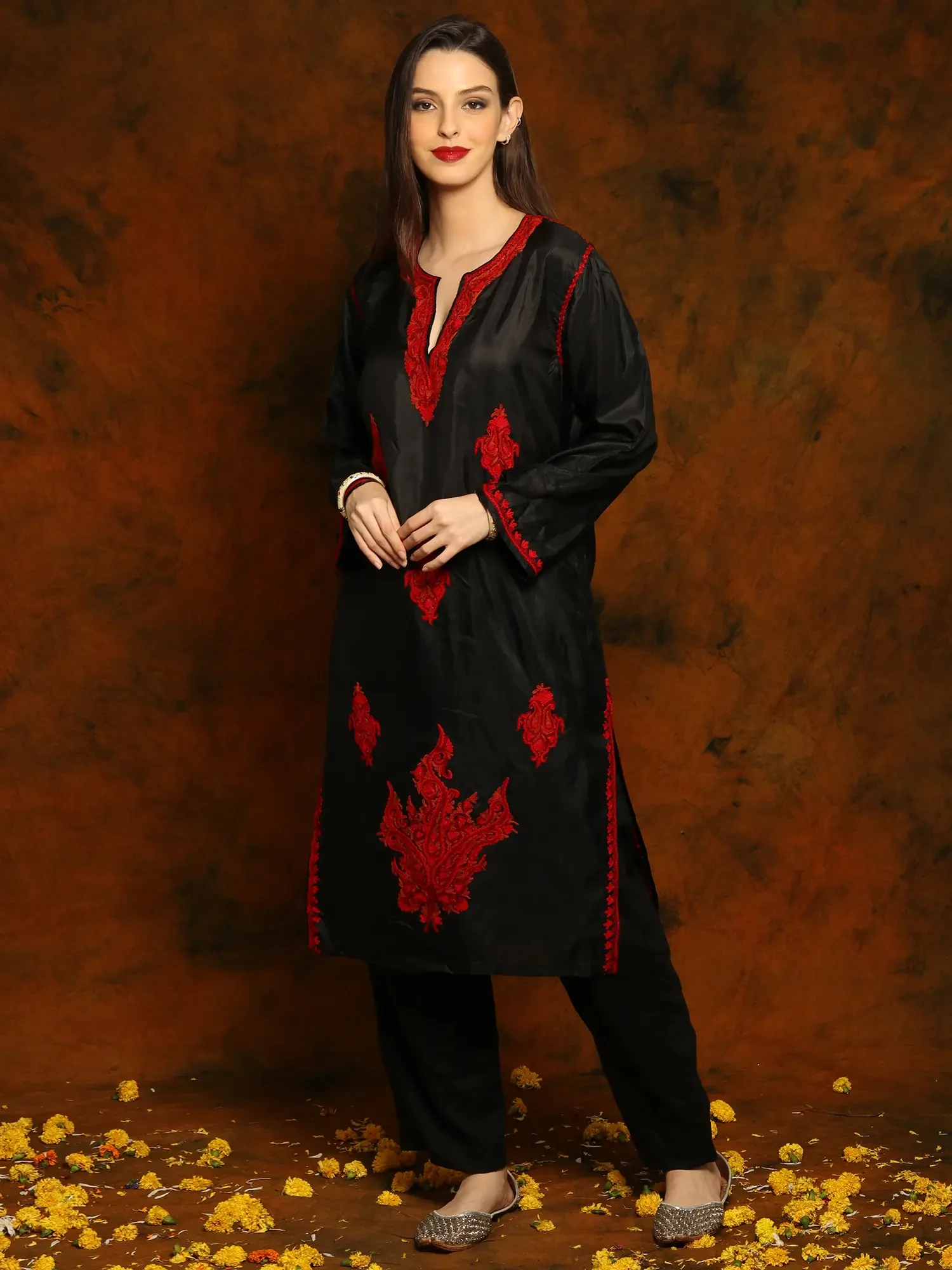 Kashmiri Black Silk Phiran with Paisley Red Aari Embroidery
