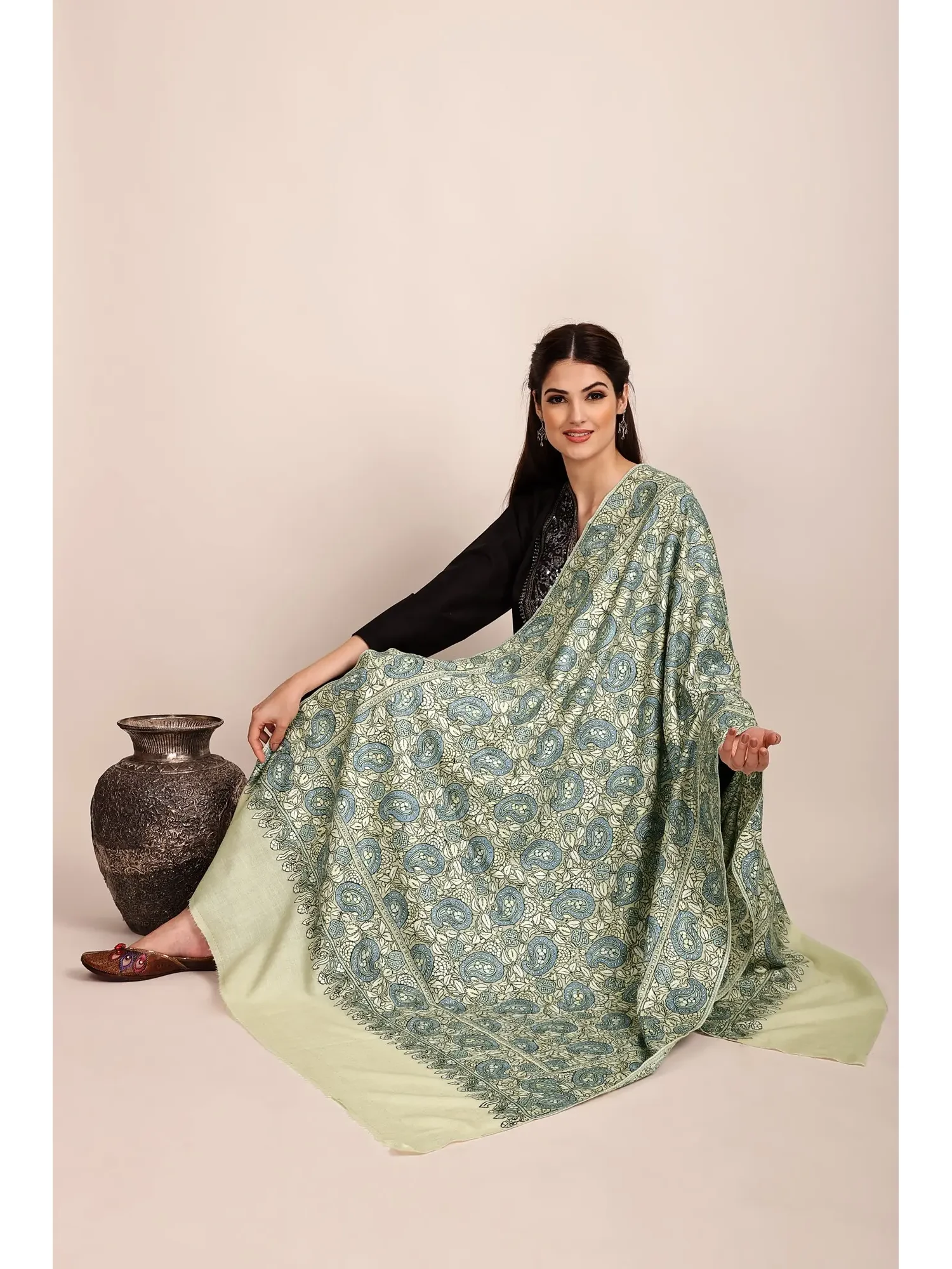 Ivory Pure Pashmina Shawl from Kashmir with Sozni-Embroidery by Hand
