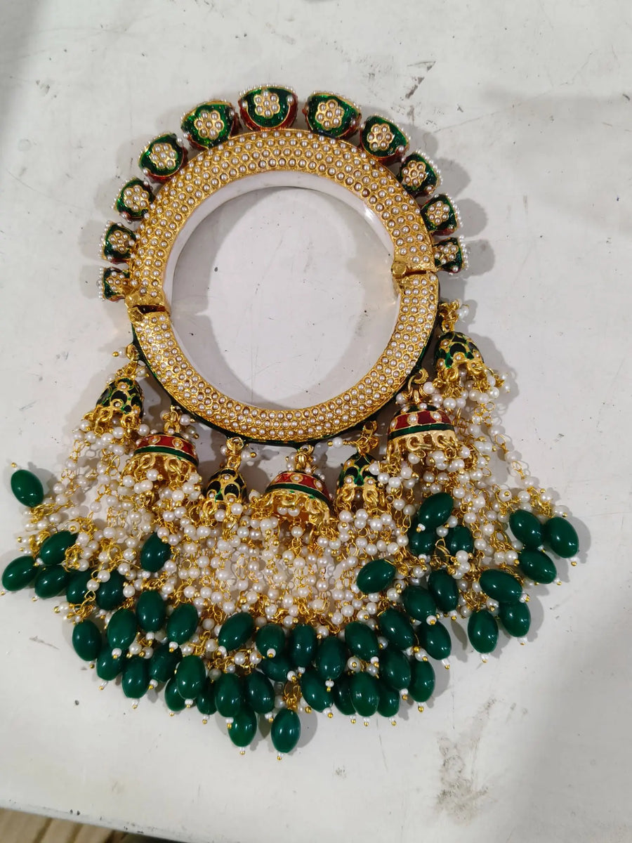 Peacock Motif Lacquer and Brass Openable Bangle