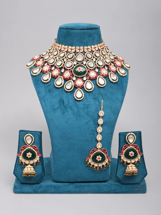 Green Kundan Teardrop Bridal Choker Set with Maang Tikka