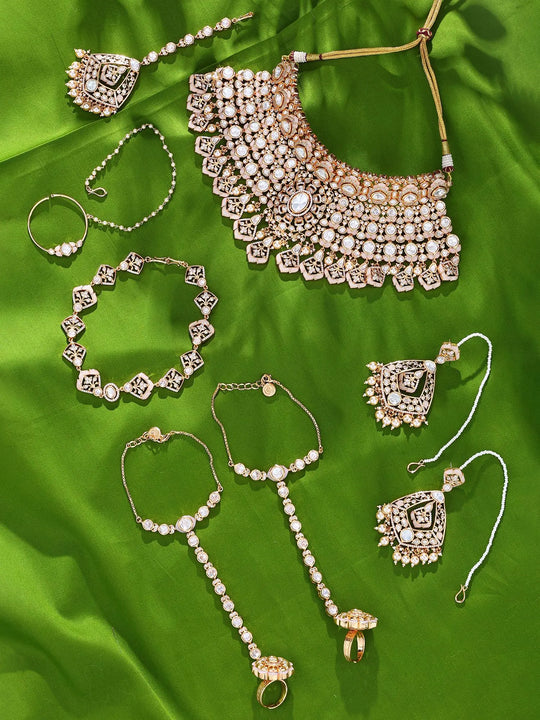 Kundan Bridal Choker Set with Maang Tikka and Hathphool