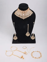 Kundan Bridal Choker Set with Maang Tikka and Hathphool
