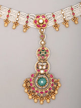 White Beaded Kundan Ghungroo Multi Strand Matha Patti Maang Tikka