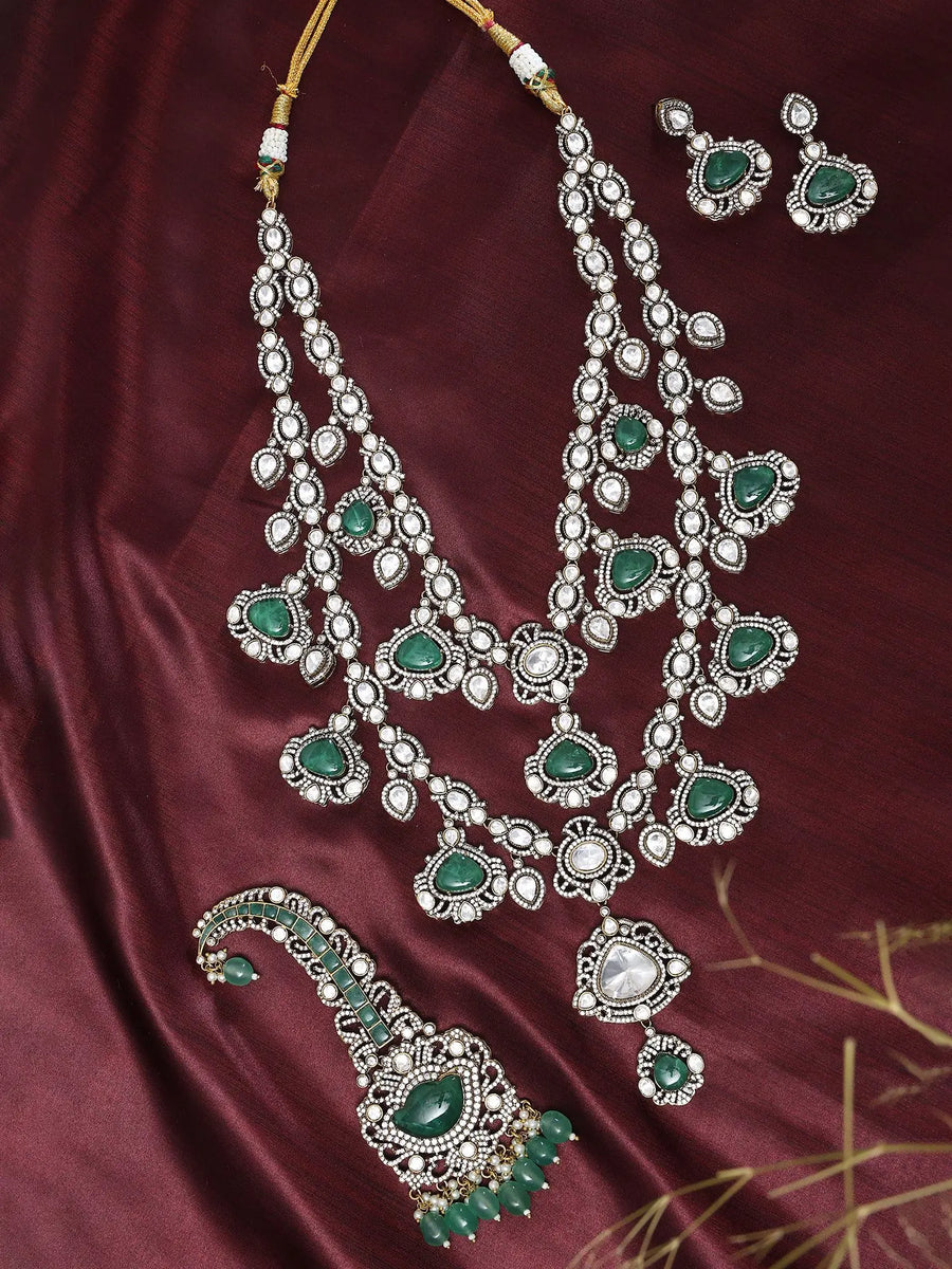 Emerald Green Stone Bridal Rani Haar Set with Kalangi Brooch
