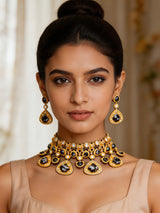 Geometric Kundan Choker Necklace Set with Green Stones