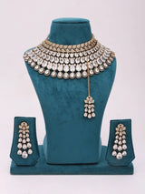 Emerald Green Teardrop Bridal Choker, Earrings and Maang Tikka Set