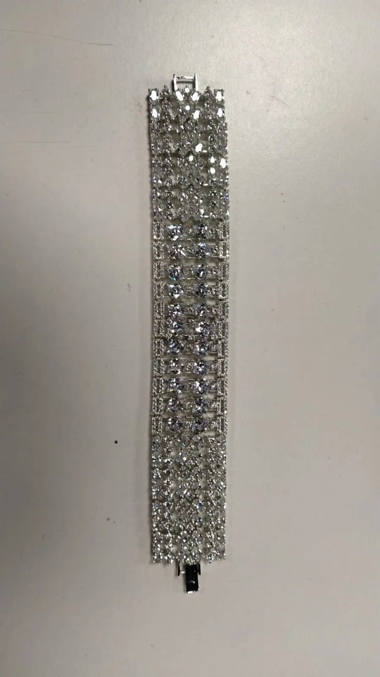 Zircon Stone Studded Chain Design Tennis Bracelet