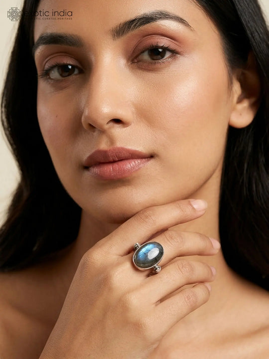 Oval Labradorite Sterling Silver Ring