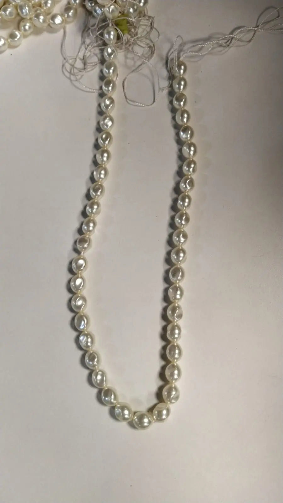 Lustrous White Pearl Bead Strand Necklace