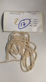 Pearl Beads Necklace in a Classic Line Setting