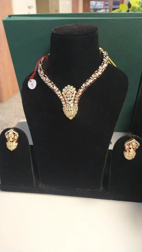 Brass Leaf Necklace and Earrings Set in Green and Red
