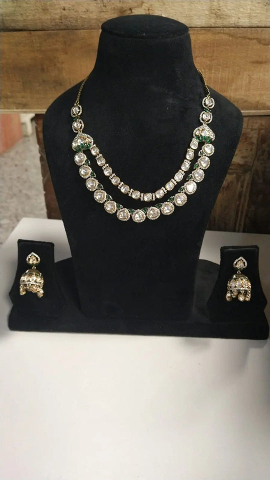 双 Layered Kundan Brass Necklace Set with Earrings
