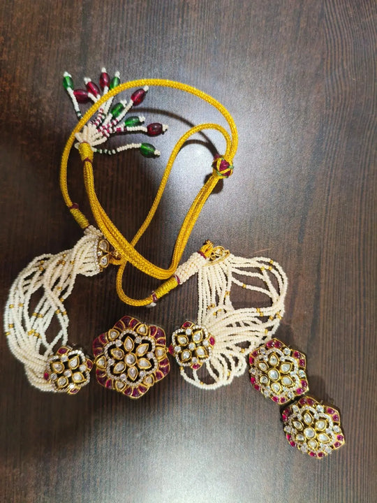 Antique Brass Necklace Set with Traditional Finish