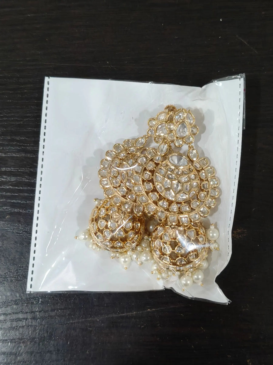 Brass Kundan Earrings with Traditional Floral Setting