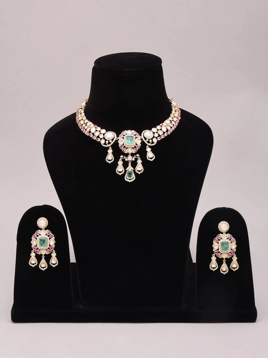 Kundan Stone Drop Choker Necklace Set in Brass