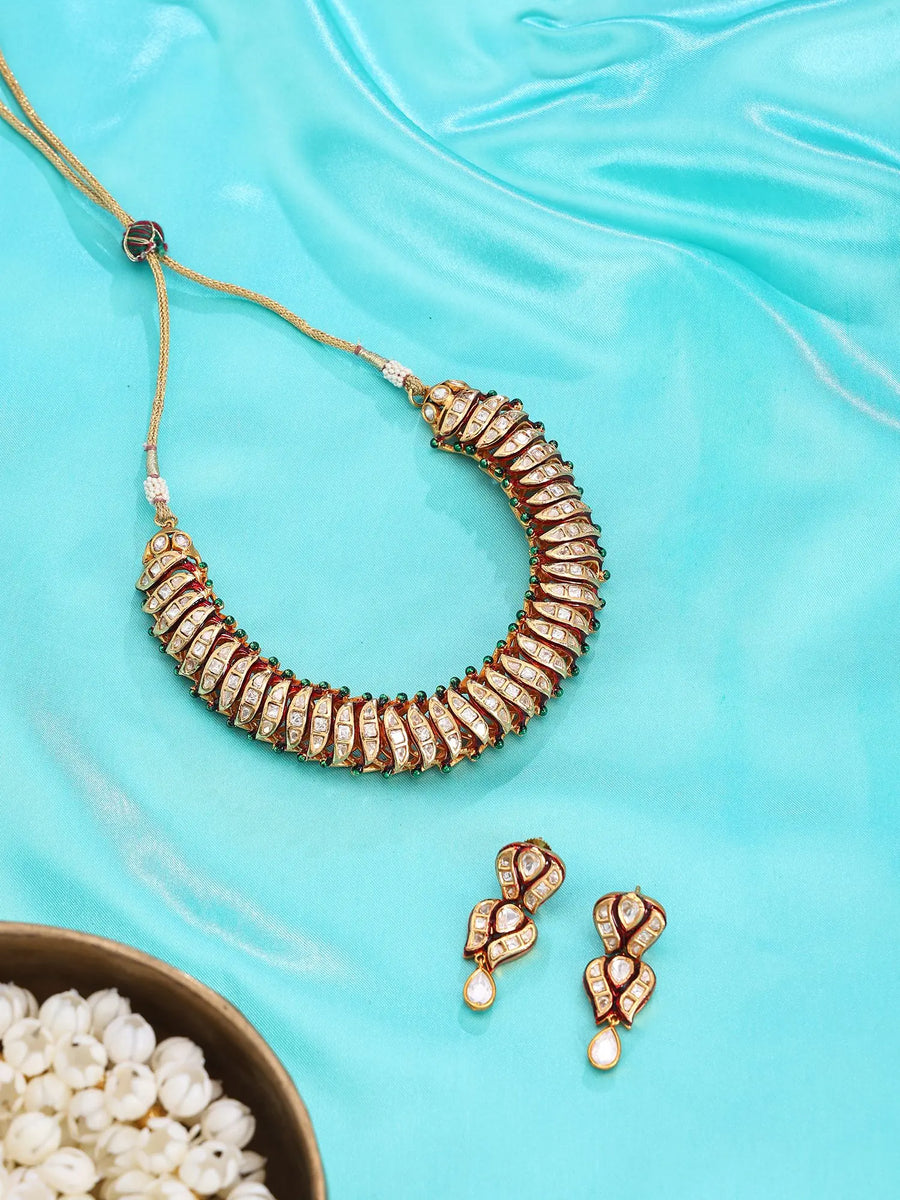 Kundan Stone Studded Brass Choker Necklace Set with Earrings