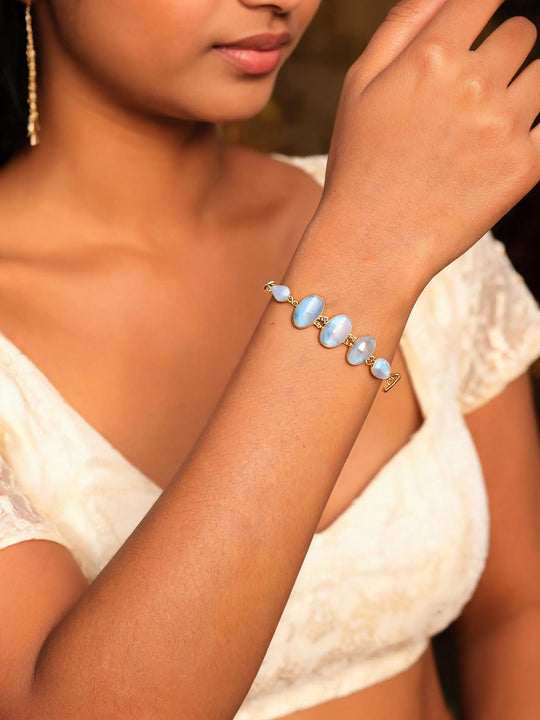 Cabochon Rainbow Moonstone Sterling Silver Bracelet