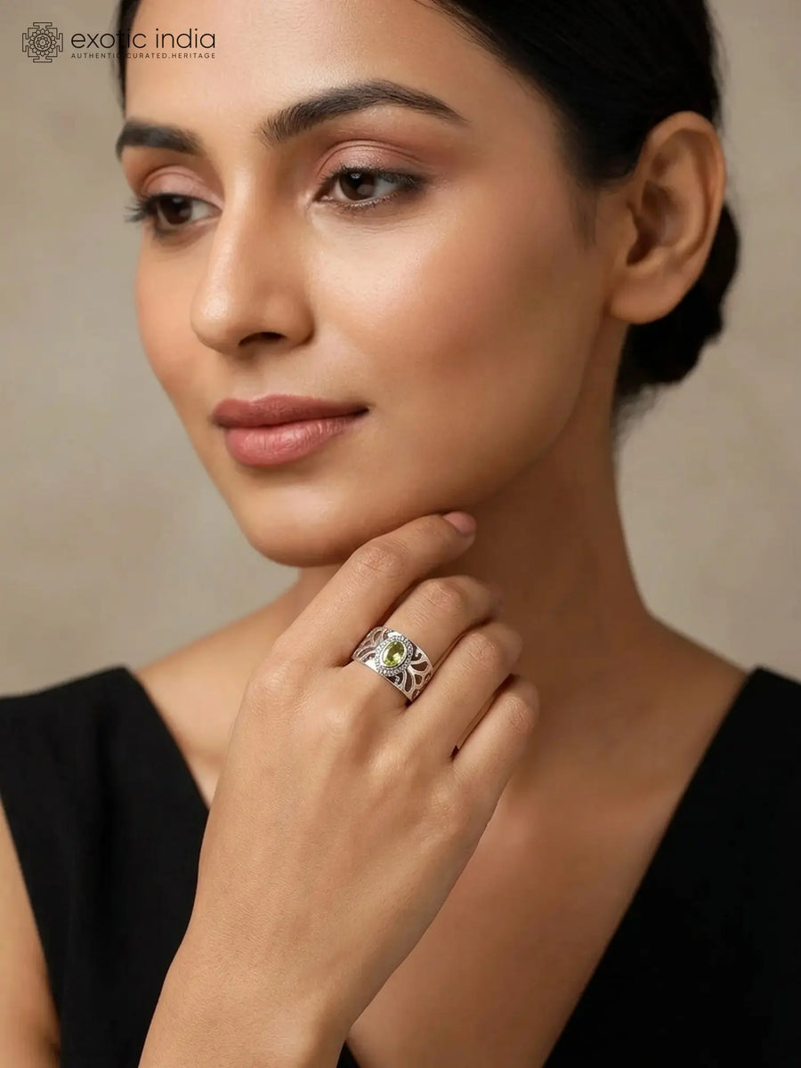 Faceted Peridot Sterling Silver Ring