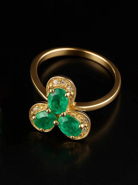 Faceted Emerald 18K Gold Pendant Earring and Ring Set