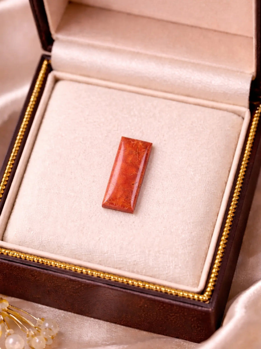 Sponge Coral Cabochon Necklace in Natural Red Coral