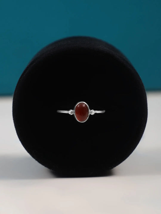 Oval Gemstone Sterling Silver Ring in Amethyst and Onyx