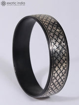 Bidri Star Motif Gunmetal and Silver Inlay Bracelet