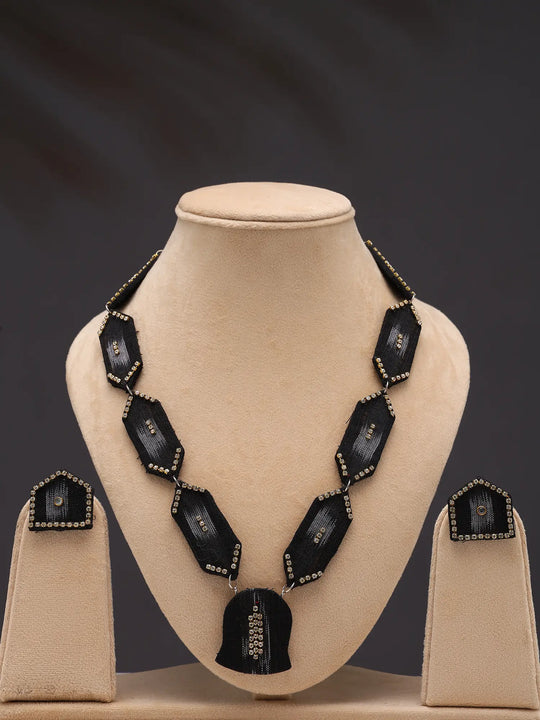 Handloom Sambalpuri Fabric and MDF Black Necklace Set with Earrings