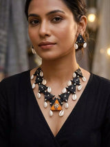 Sambalpuri Fabric and Shell Necklace and Earrings Set