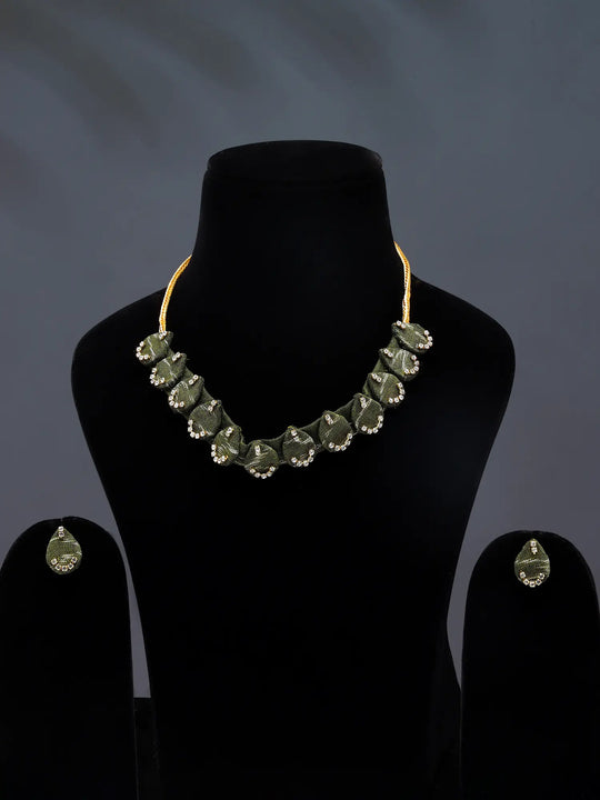 Sambalpuri Fabric and Stone Studded Choker and Earrings Set