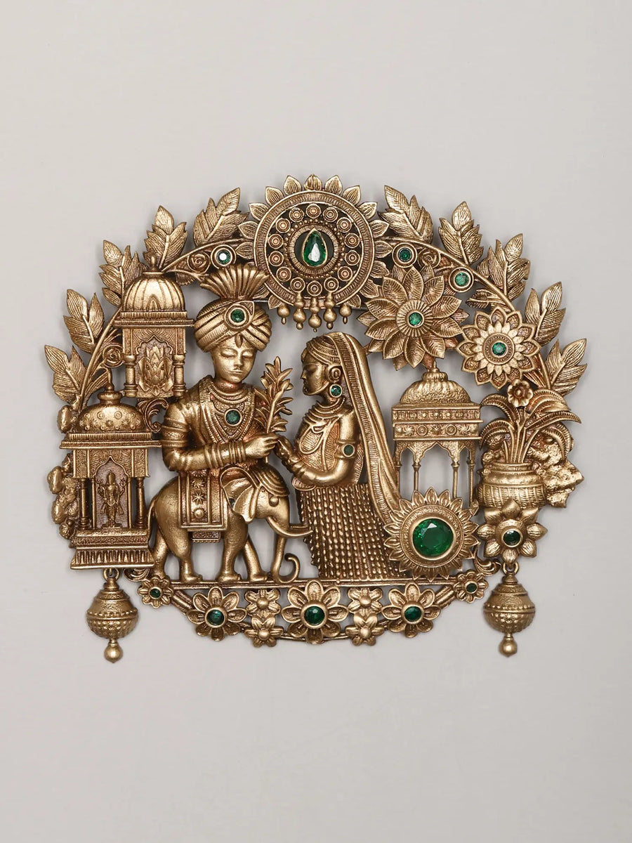 Brass King and Queen Stone Studded Brooch