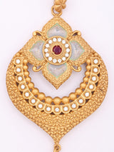 Kundan Flower Pendant Necklace and Earrings Set in Brass