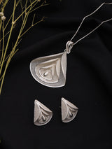 Tarakasi Filigree Sterling Silver Pendant and Earrings Set