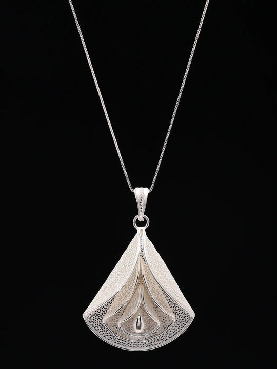 Tarakasi Filigree Sterling Silver Pendant and Earrings Set